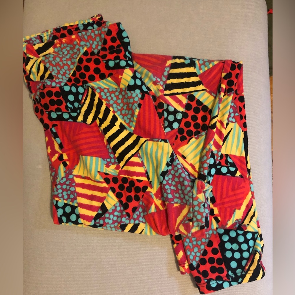 LuLaRoe patterned legging